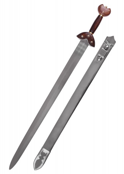 Keltisches Schwert der La-Tène-Zeit mit begleitender Scheide. Das Schwert hat eine große Klinge, einen kunstvollen, hölzernen Griff und eine verzierte Scheide, die auf handwerkliches Geschick und historische Authentizität hinweist.