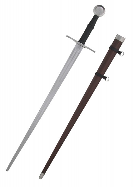Das Bild zeigt ein Anderthalbhänder Schaukampfschwert. Es hat eine lange, glänzende Klinge und einen schwarzen Griff. Neben dem Schwert liegt eine braune Scheide mit Metallelementen zum Schutz der Klinge.